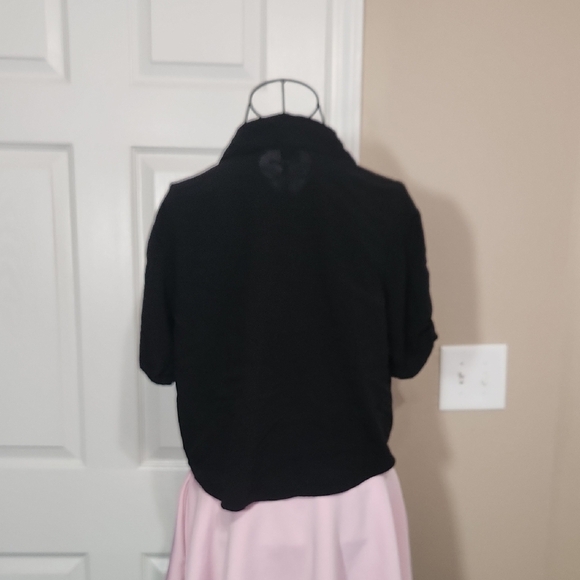 Hot Topic Black Button-Up Top - Picture 5 of 6